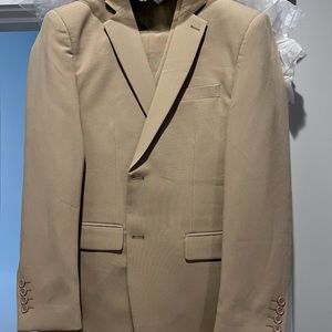 New Men’s Slim Fit Tan Suit - Braveman 40R/34W - Model PYS03